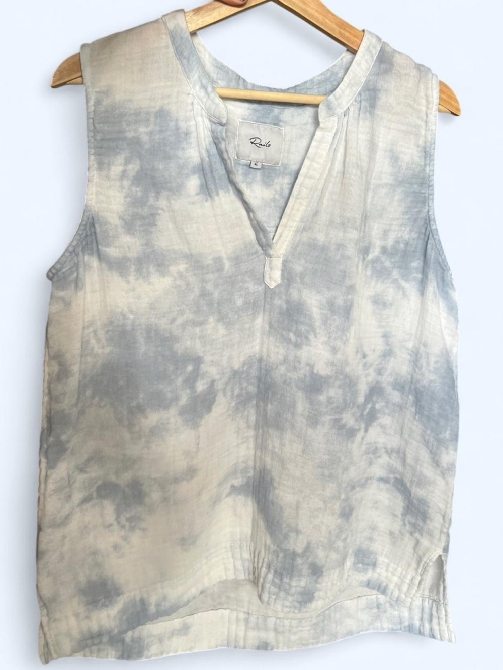 Rails Sleeveless Tie-Dye V-Neck Top in Light Blue and White